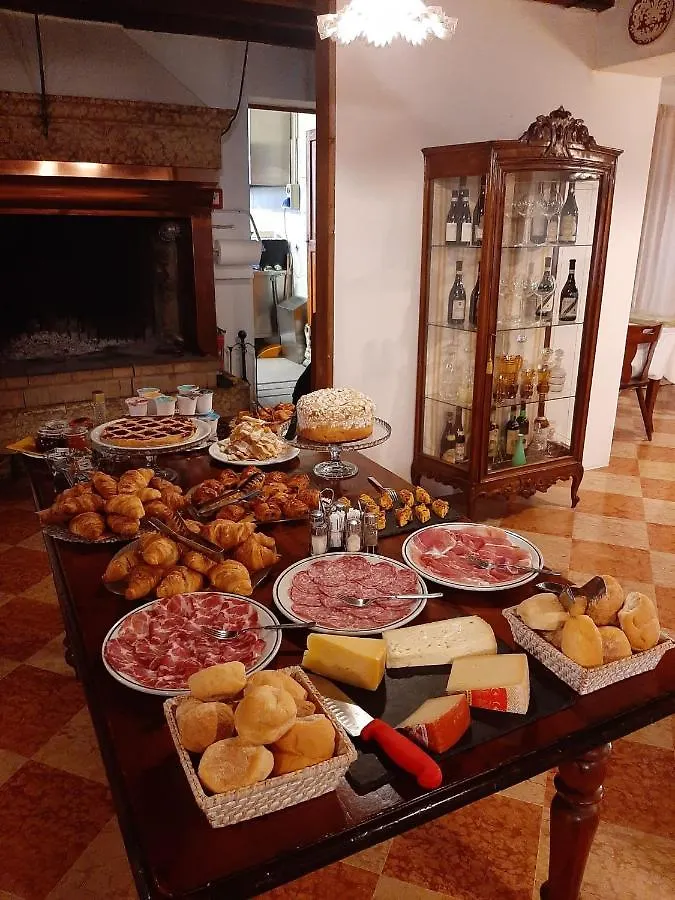 *** Hotel Locanda Al Centrale Caprino Veronese Italia